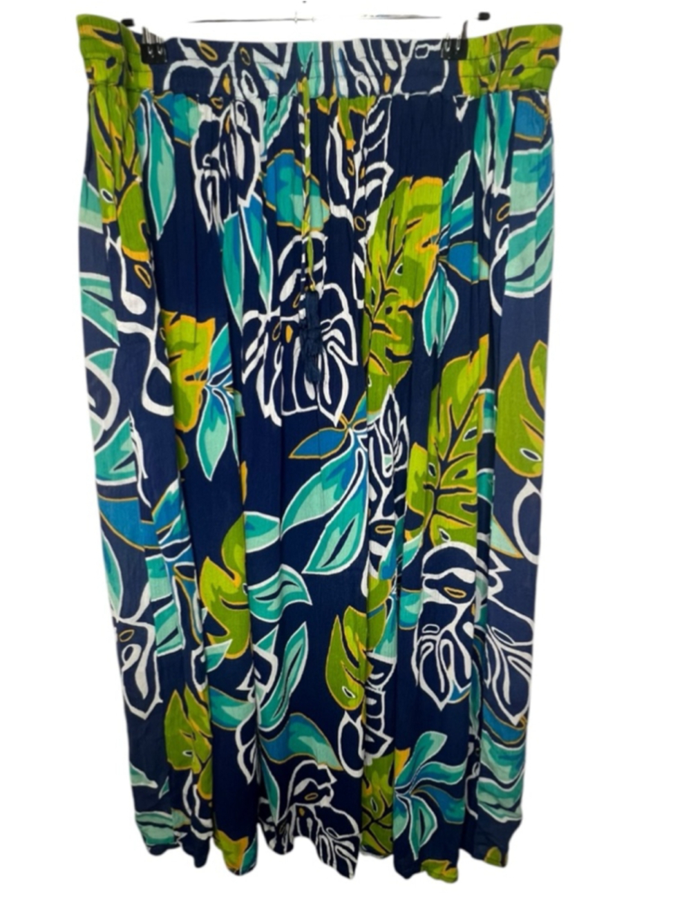 Gypsie Blu Tropical Blue, Green, And White Leaf Print Stretc Pull On Midi Skirt